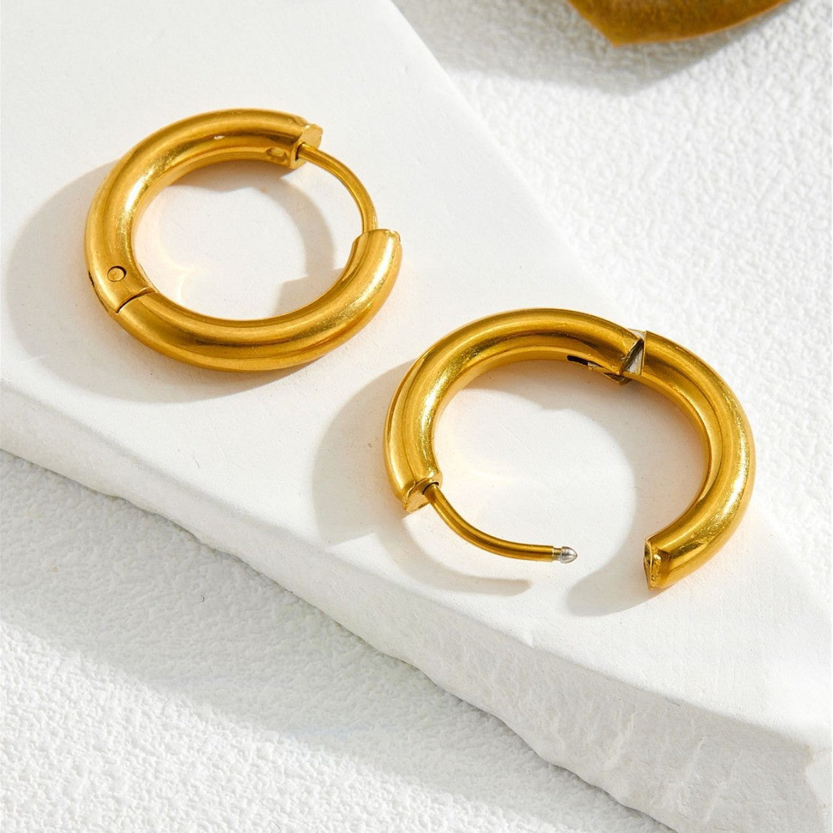 Classic Hoops
