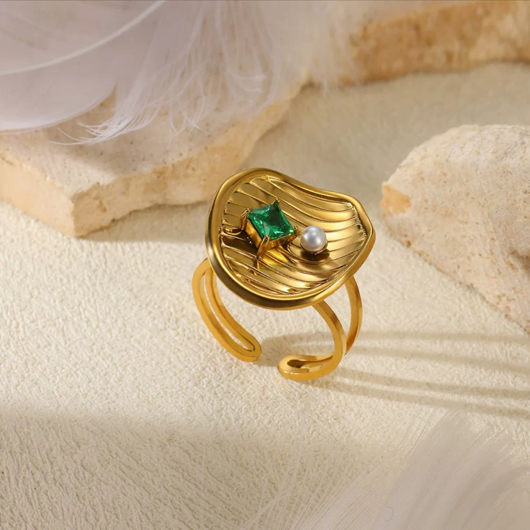 Gilded Lily Ring (adjustable)