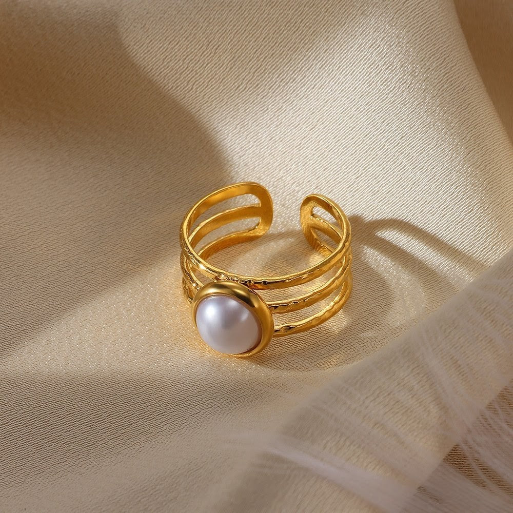 Three-Layer Pearl Ring (adjustable)