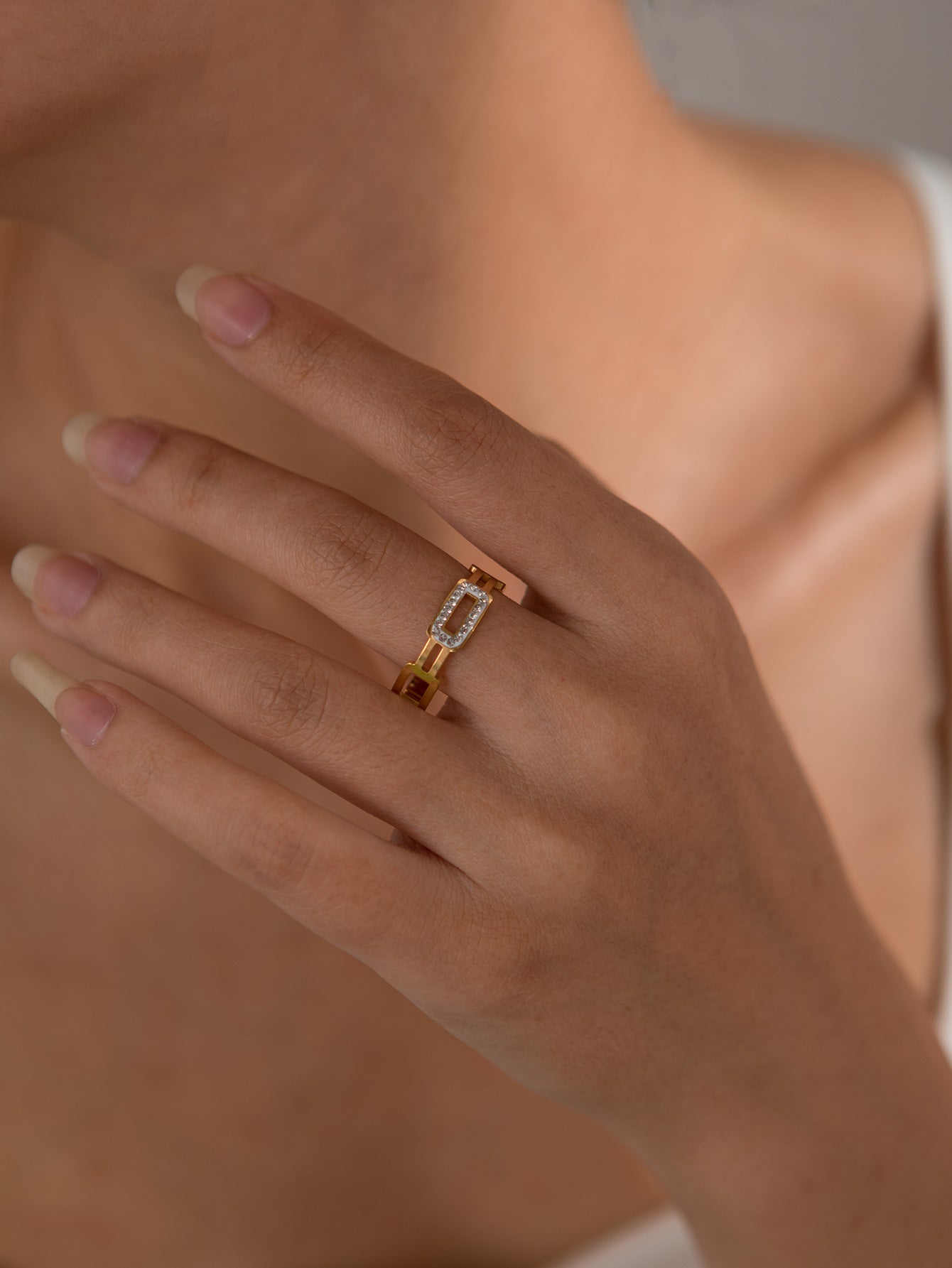 Vera Link Ring