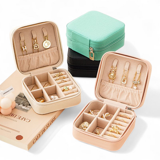 Travel jewelry box