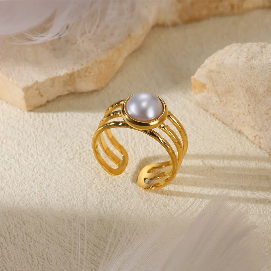 Three-Layer Pearl Ring (adjustable)
