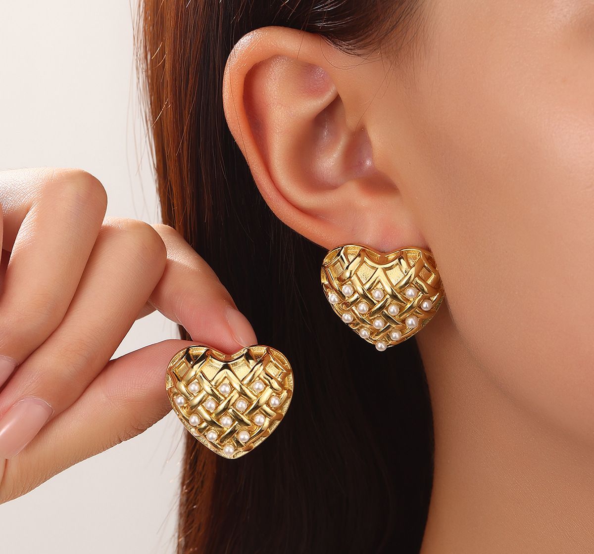 Grid Heart Earrings
