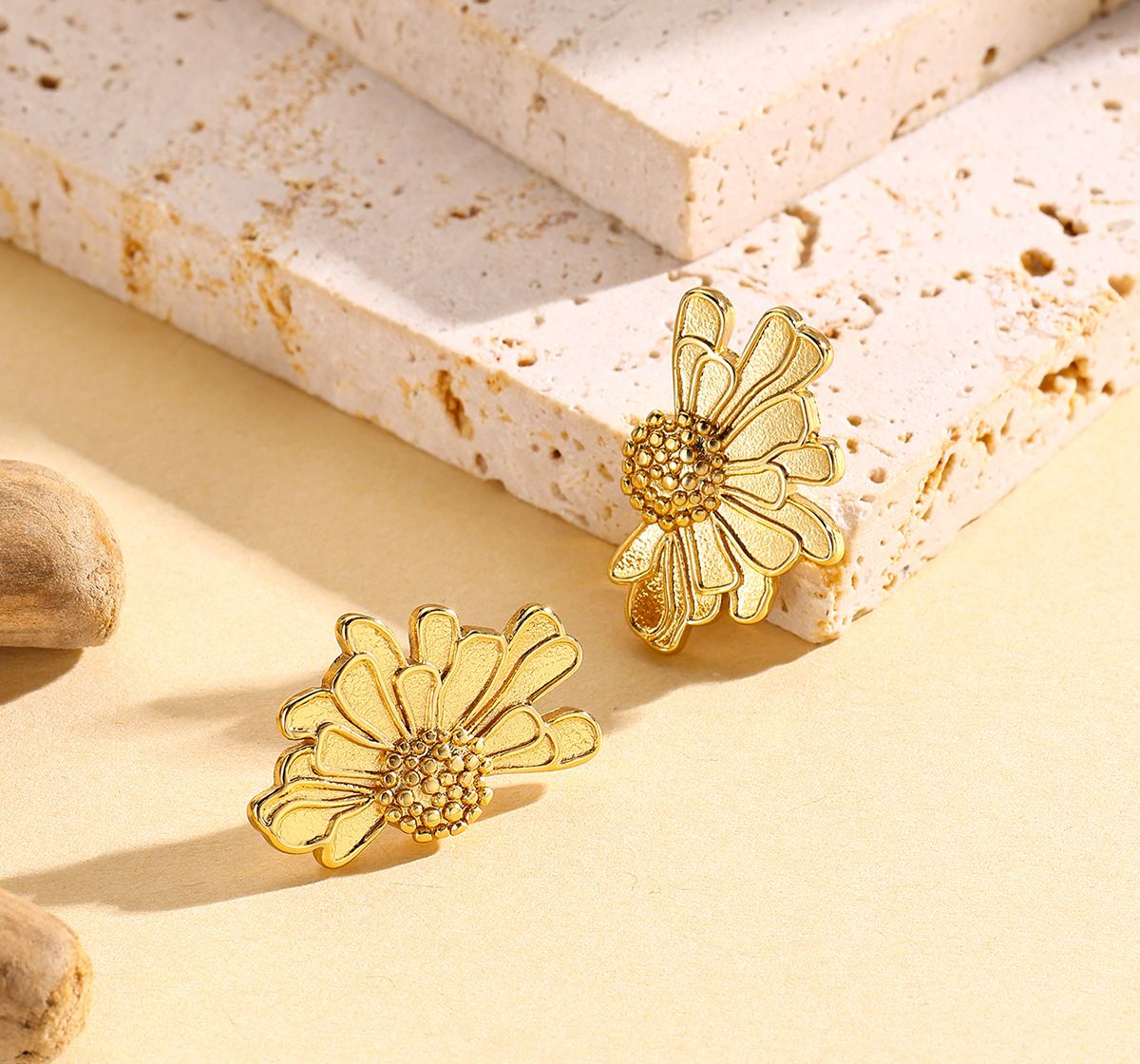 Daisy Earrings