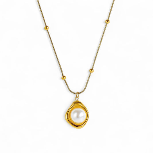Pearl Grace Pendant