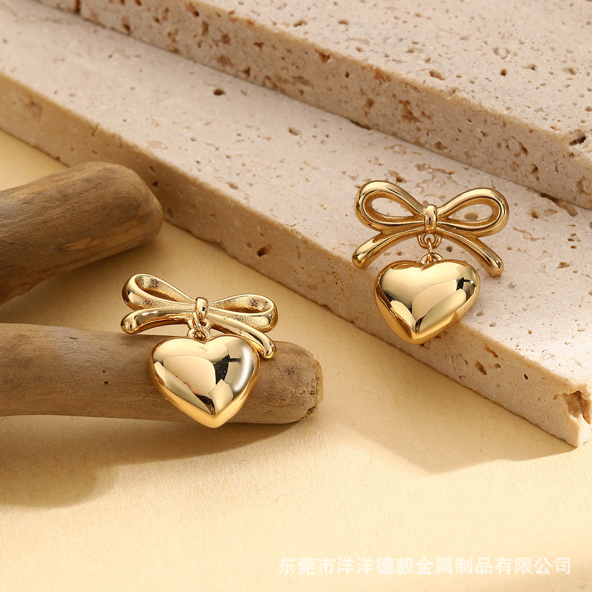 BowHeart Earrings