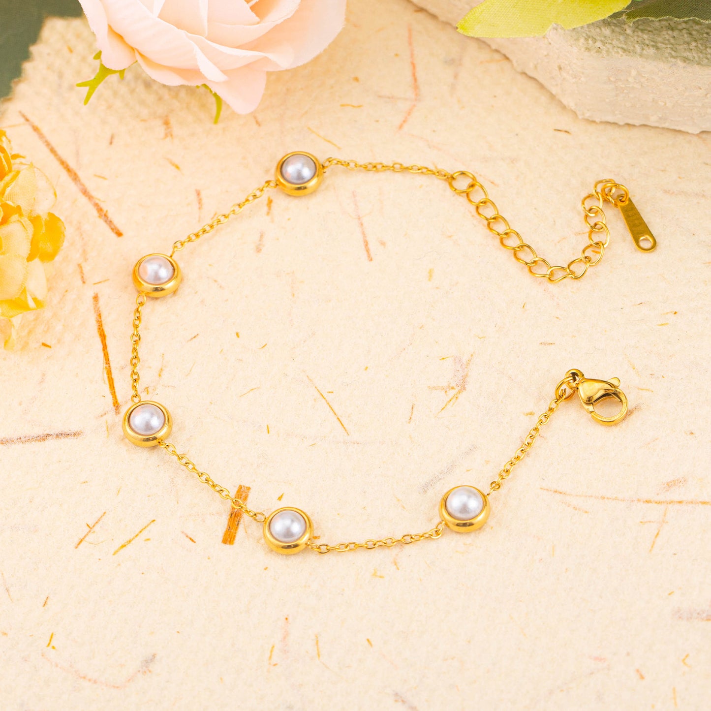 Pearl Orbit Bracelet